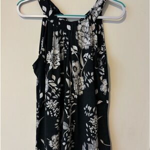 Like New Inc International Concepts Keyhole Top sz Medium